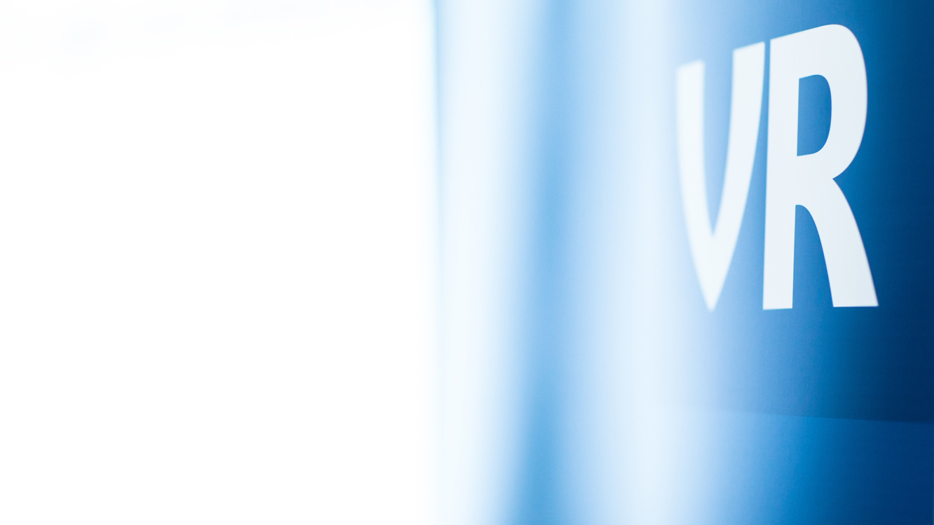 vr_logo-3.jpg