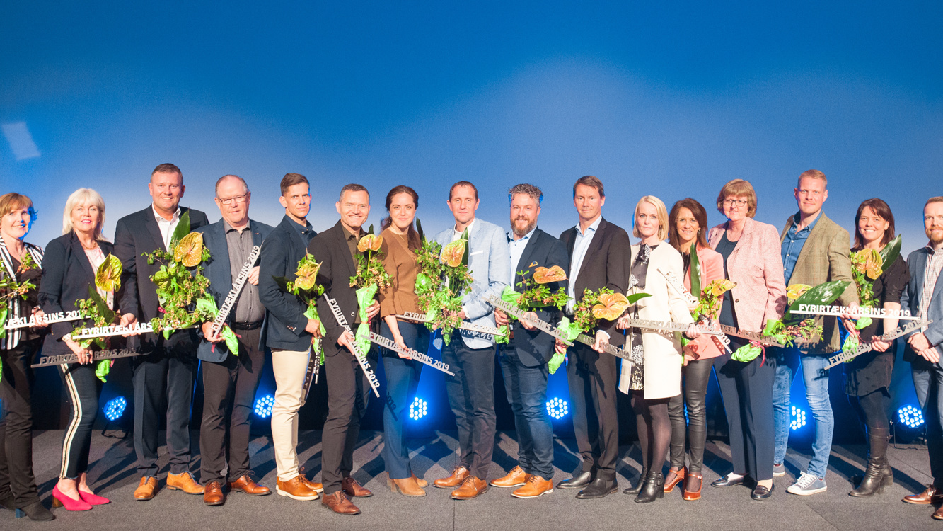 Vr Fyrirtaeki Arsins 2019 1 2