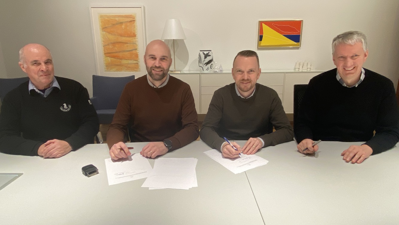 Ragnar Og Stefán Og Fulltrúar ÍAV 1